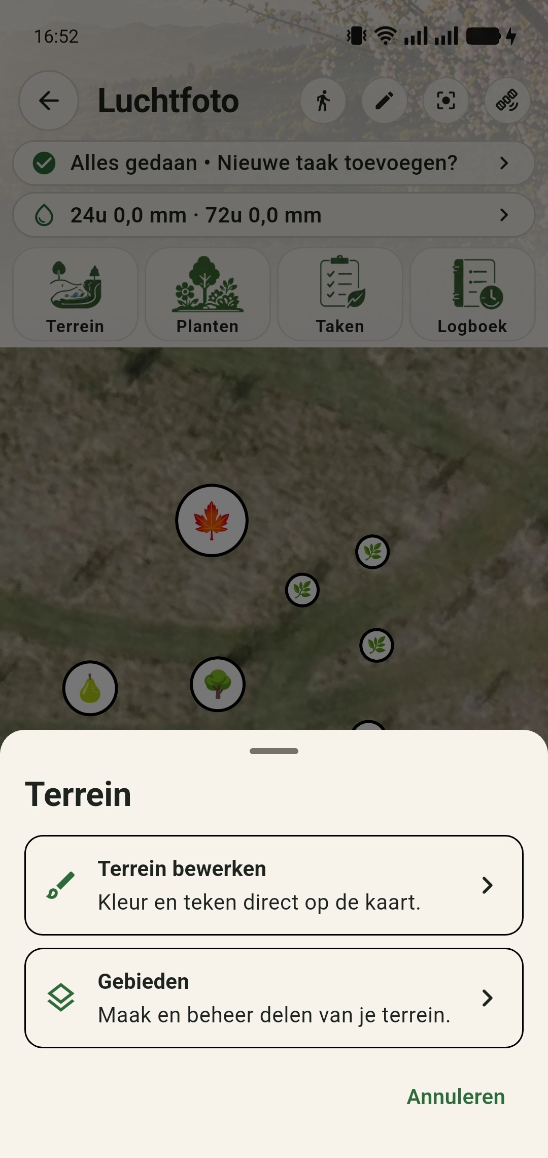 Het menu Terrein met de keuzes Terrein bewerken en Gebieden.