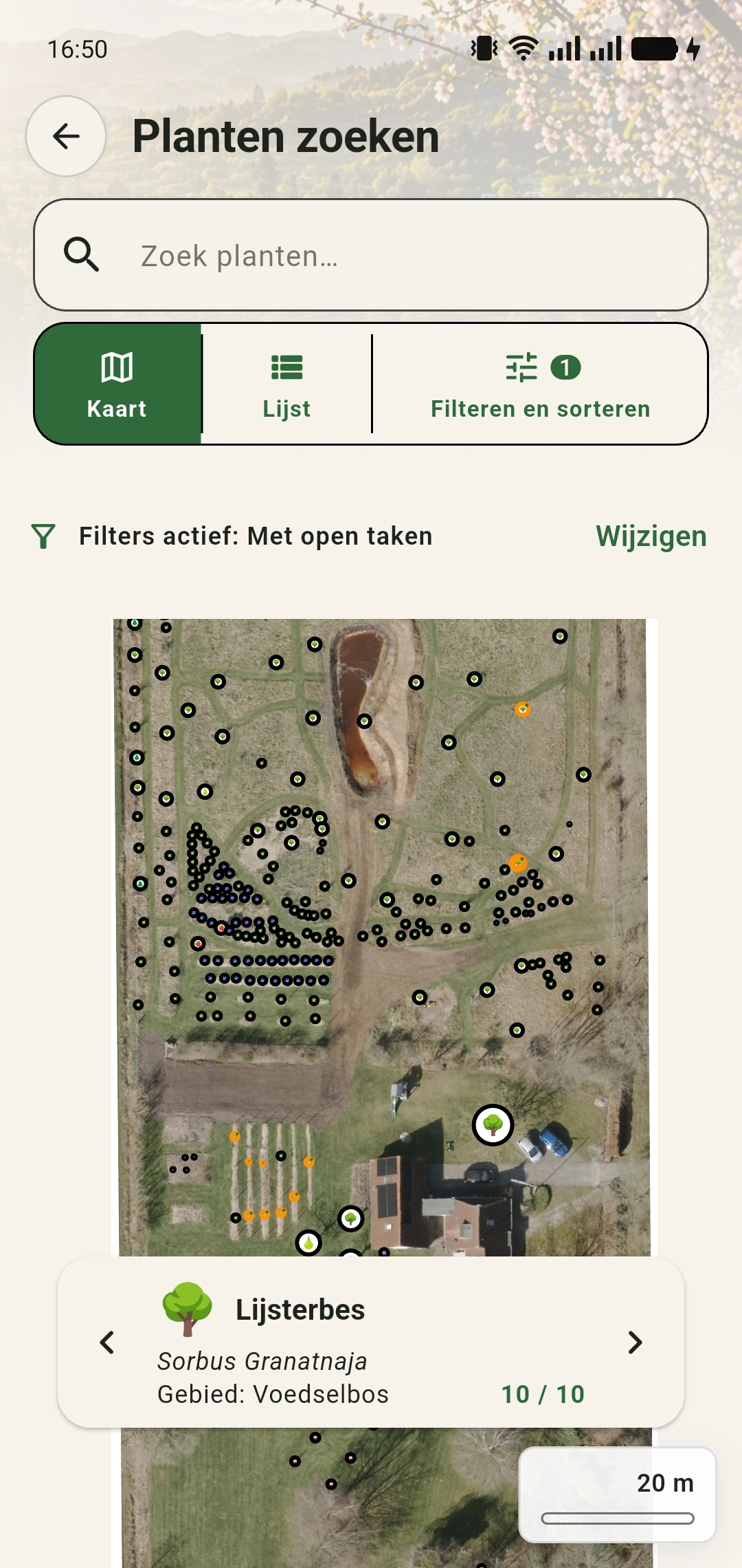 Kaart met het label Filters actief: Met open taken, een knop Wijzigen en geselecteerde planten op de kaart